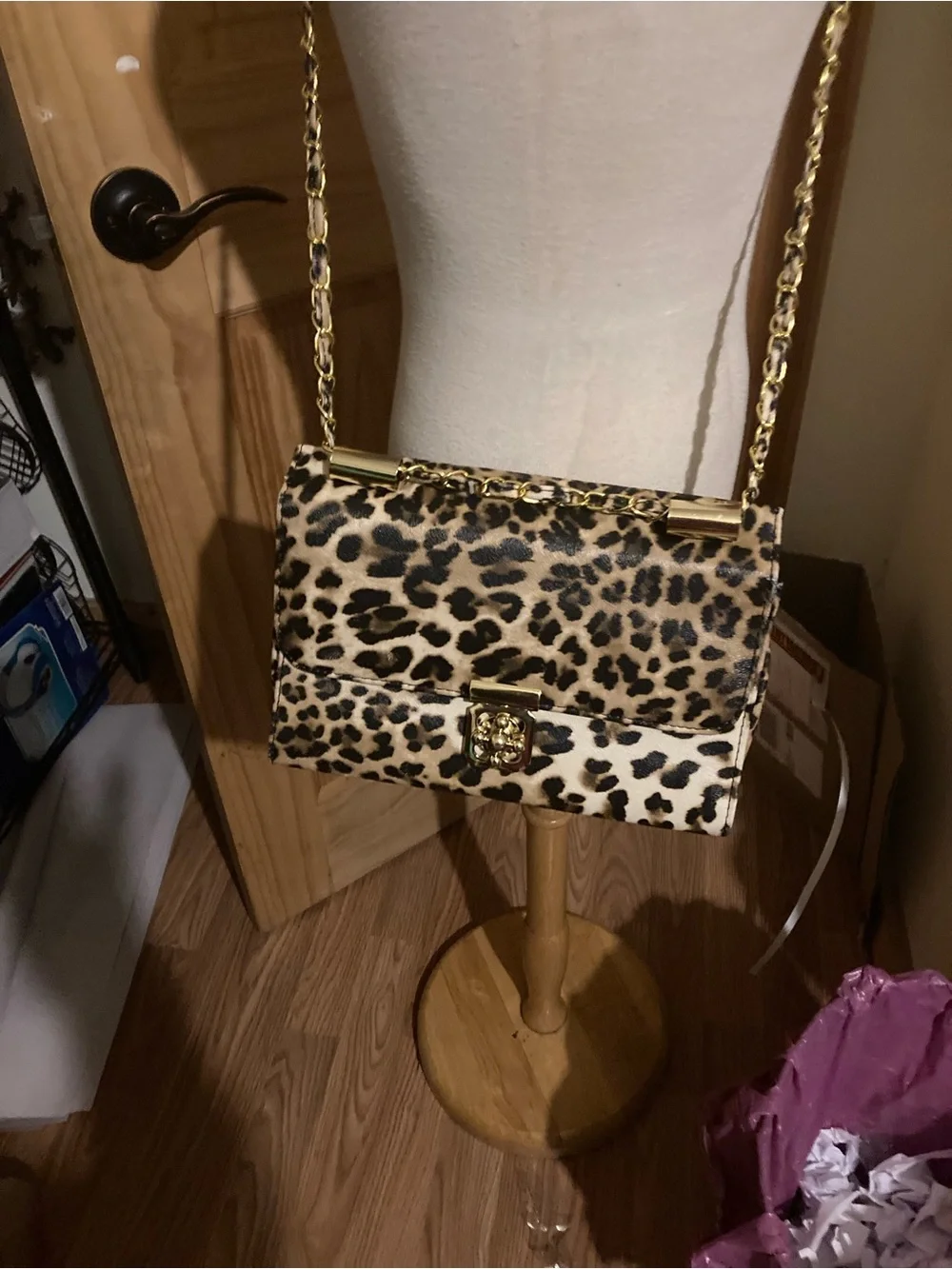 Leopard Print Chain Shoulder Bag with Gold Hardware - Picture 8 of 8